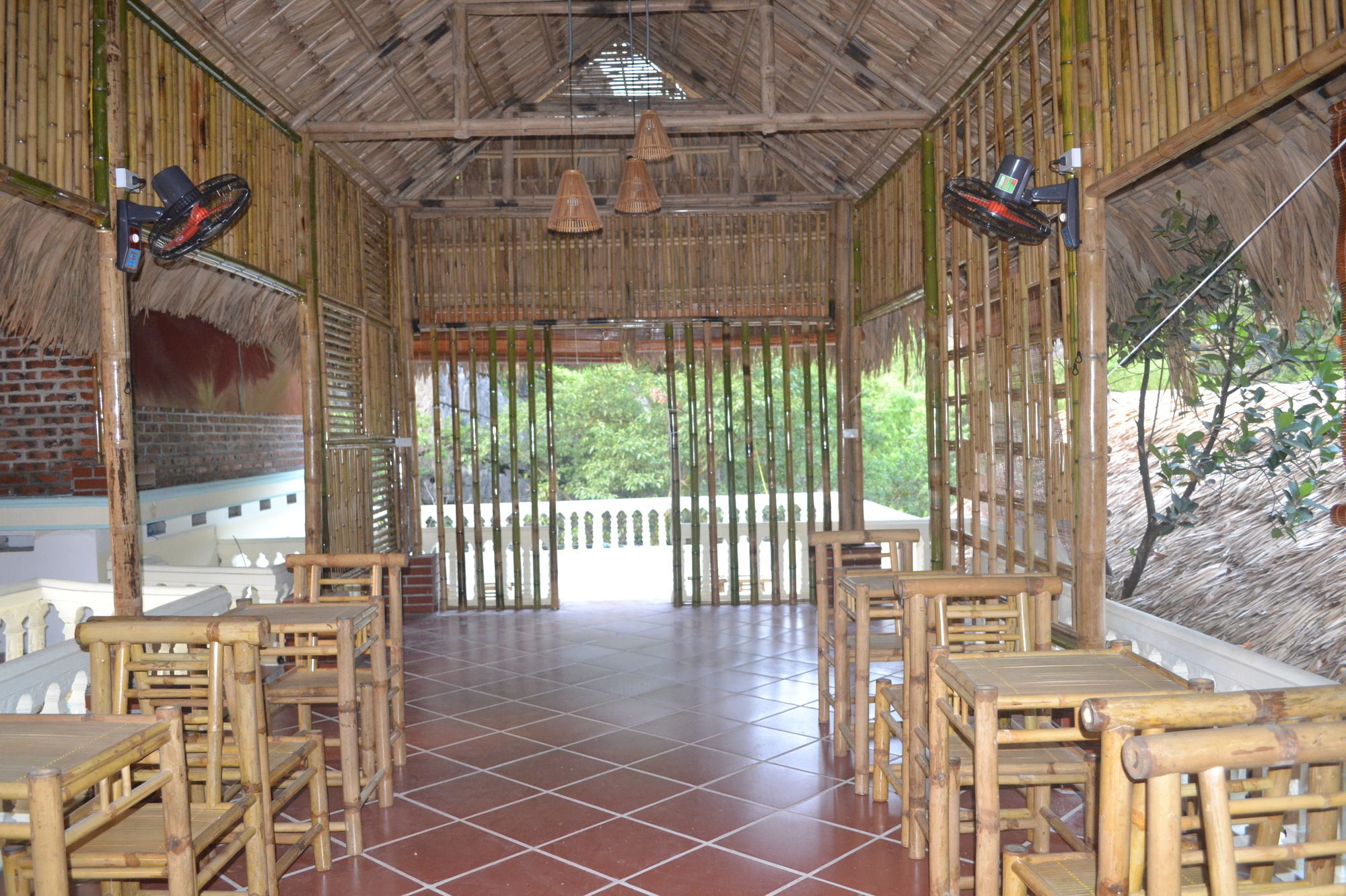 Hoalu Backpacker Homestay ニンビン エクステリア 写真